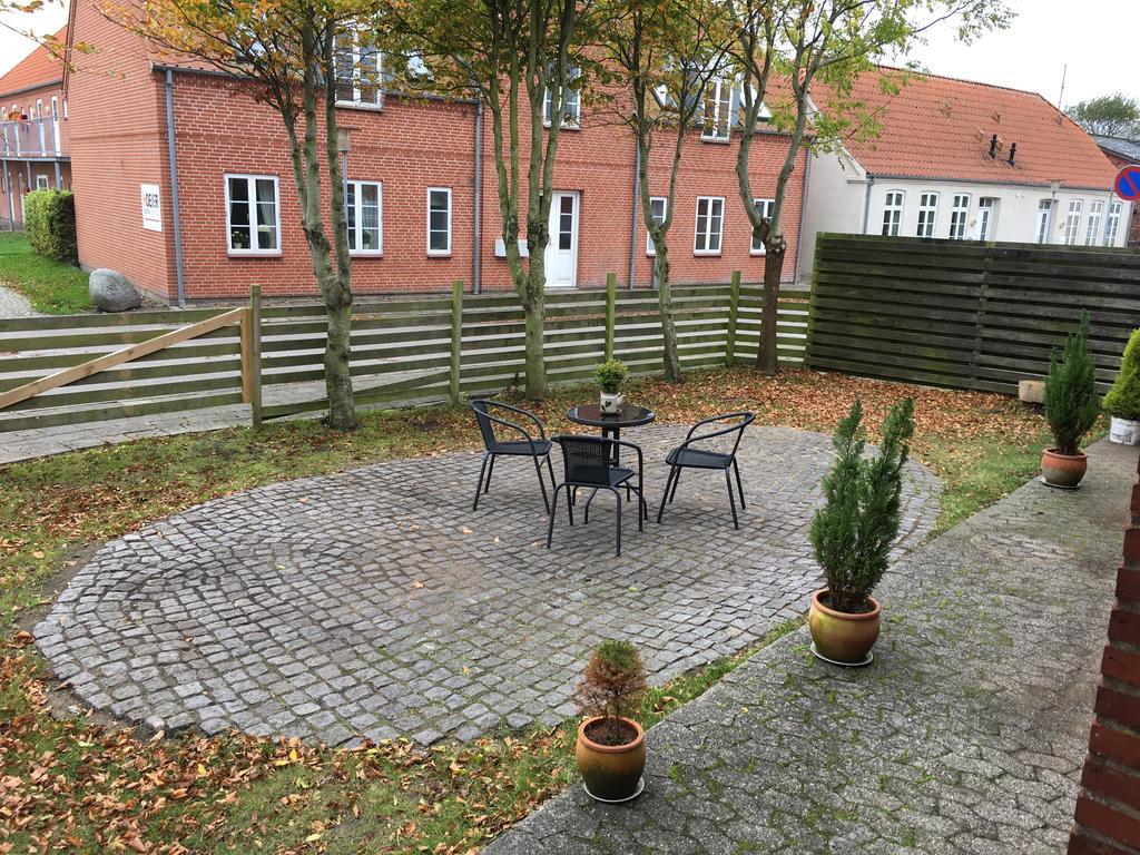 Studio Apartment In Hojer Экстерьер фото