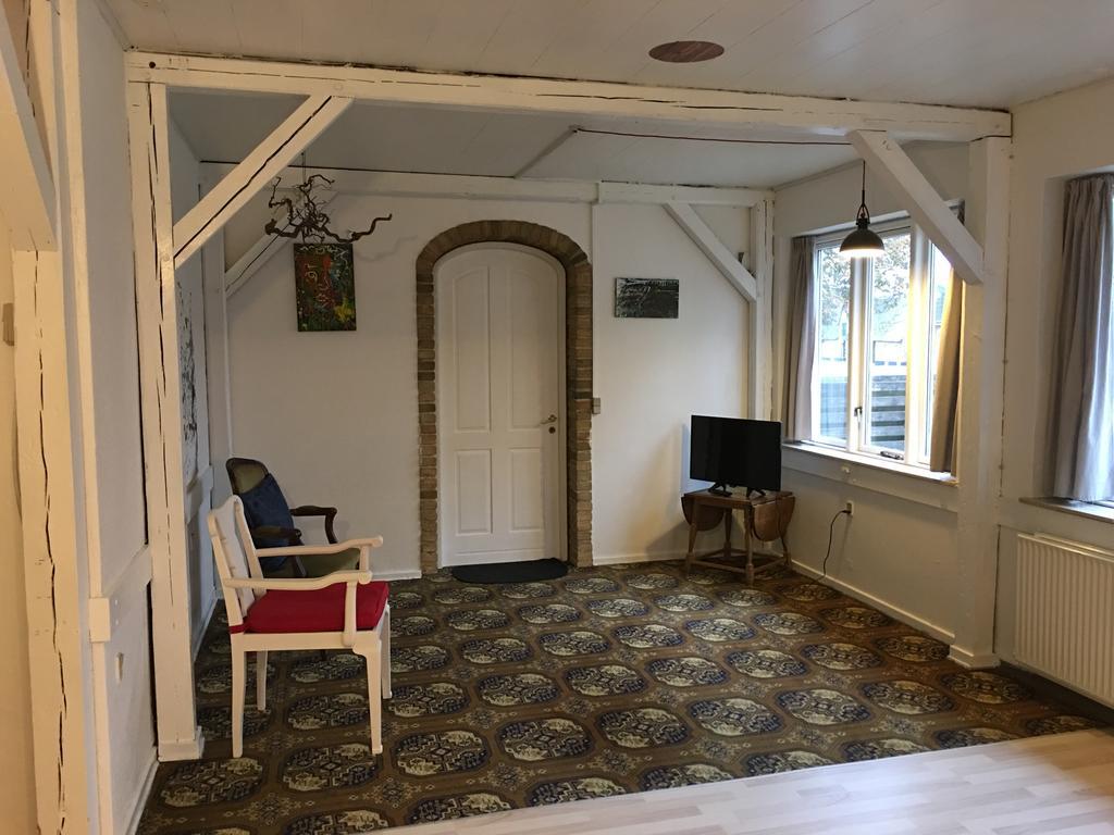 Studio Apartment In Hojer Экстерьер фото